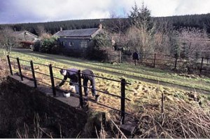Founders Len Ashton & Matt Stoddon repaint bridge 199 in February 2002 - photo Andy Stoddon